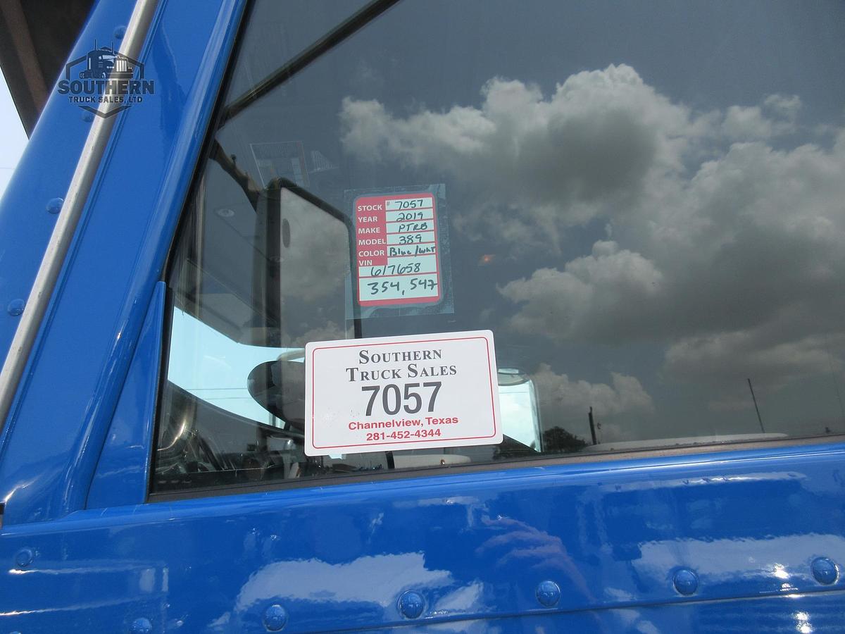 Used 2019 PETERBILT 389