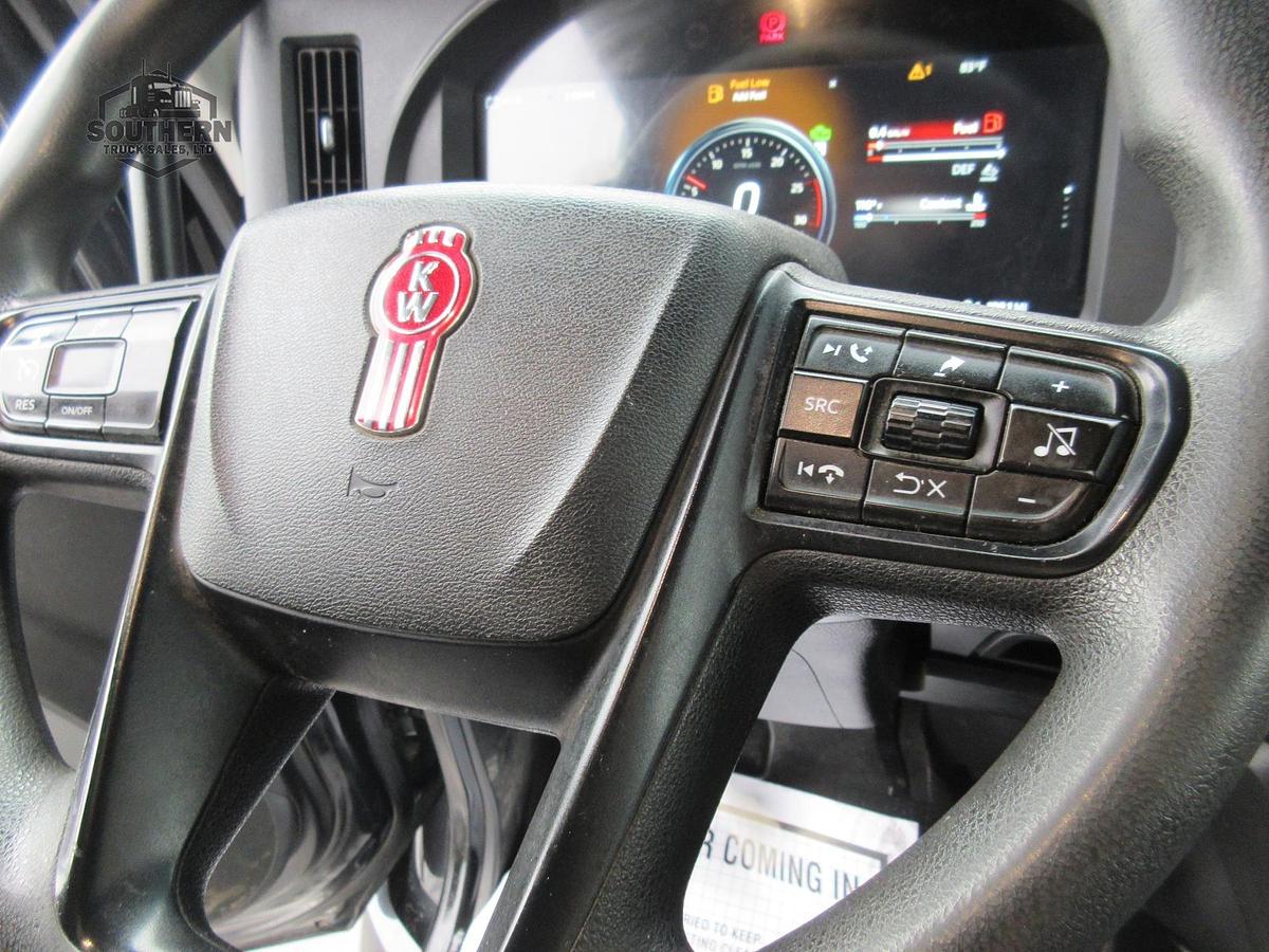 Used 2023 KENWORTH T880