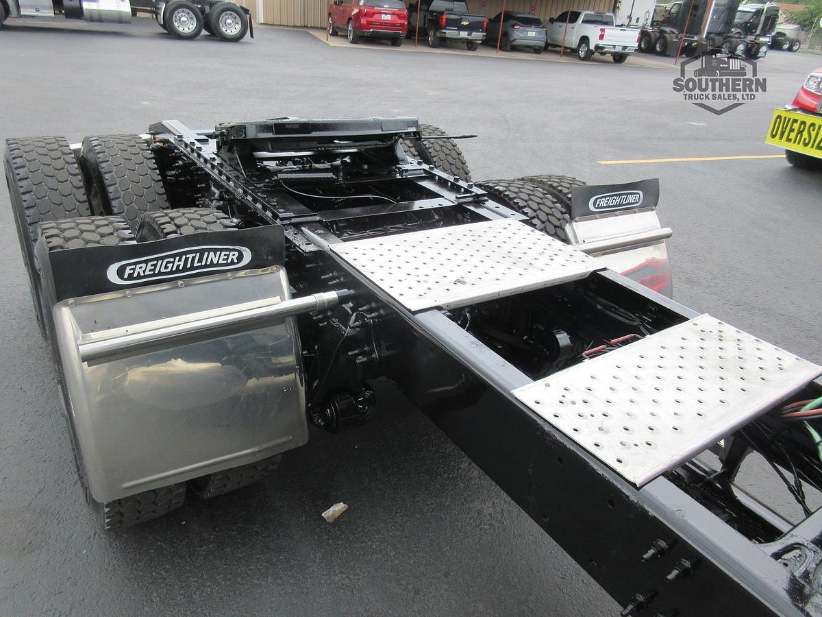 Used 2023 FREIGHTLINER CORONADO 122 SD