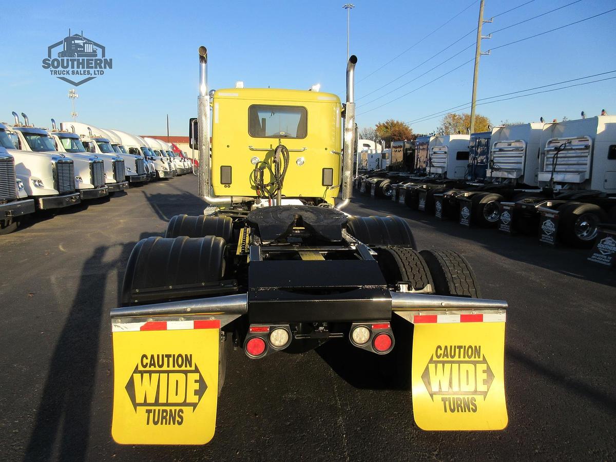 Used 2020 PETERBILT 567