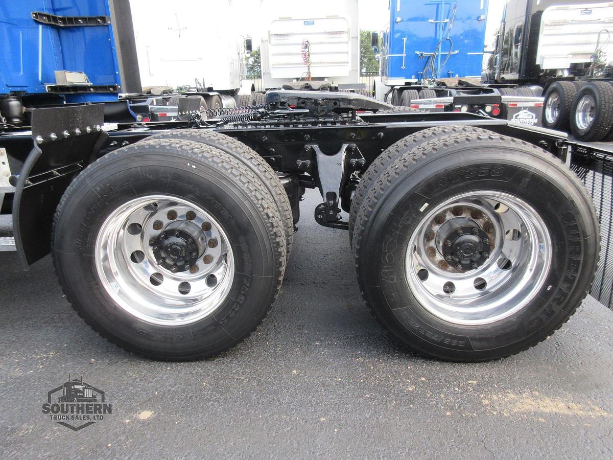 Used 2021 INTERNATIONAL LT