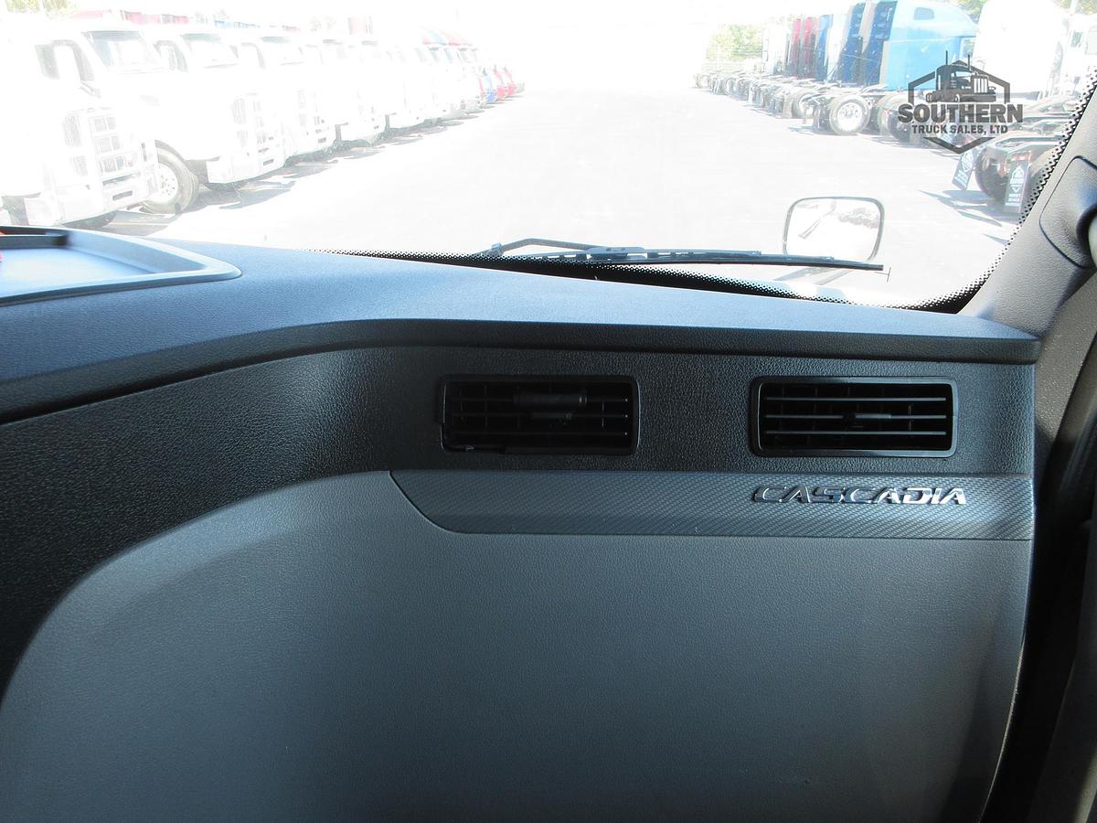 Used 2021 FREIGHTLINER CASCADIA 116