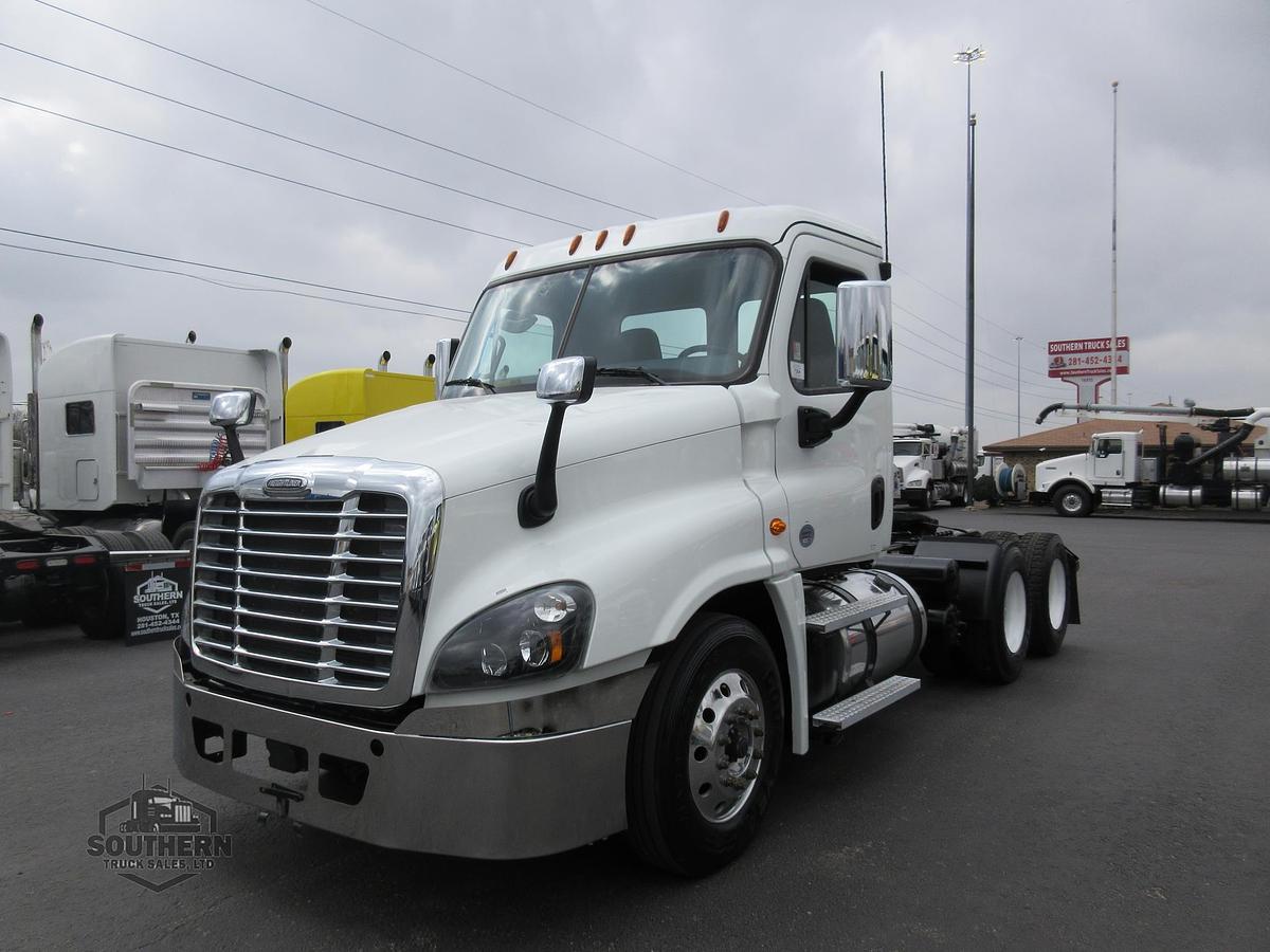 Used 2020 FREIGHTLINER CASCADIA 125