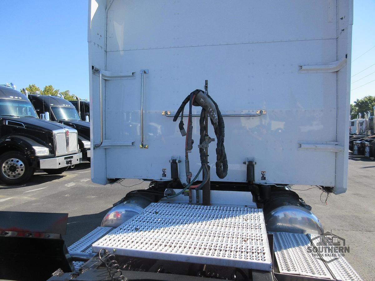 Used 2018 PETERBILT 389