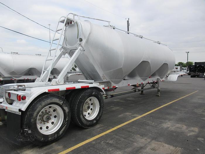 Used 2011 HEIL 42 ft