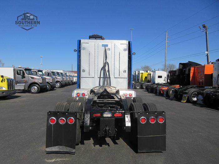 Used 2020 PETERBILT 567