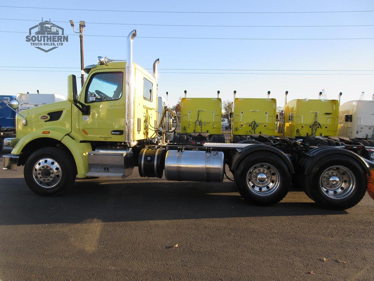 Used 2020 PETERBILT 567