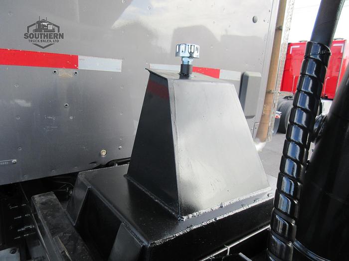 Used 2019 PETERBILT 567