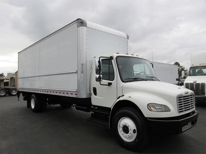 Used 2017 FREIGHTLINER BUSINESS CLASS M2 106