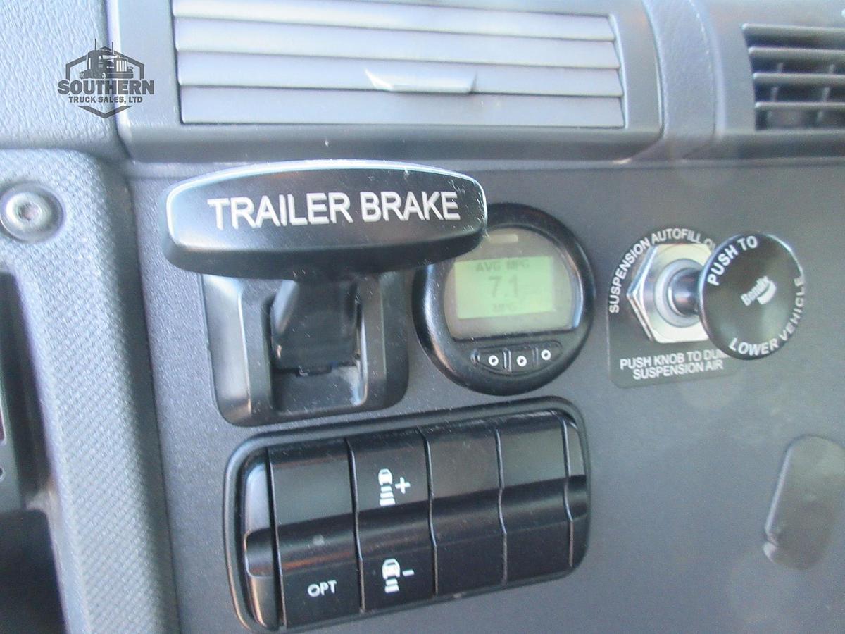 Used 2020 FREIGHTLINER CASCADIA 125