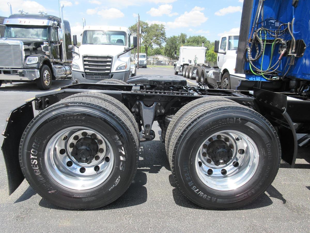 Used 2021 INTERNATIONAL LT