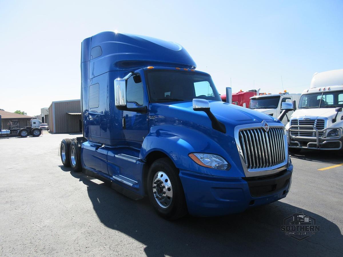 Used 2021 INTERNATIONAL LT