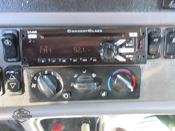 Used 2014 PETERBILT 365