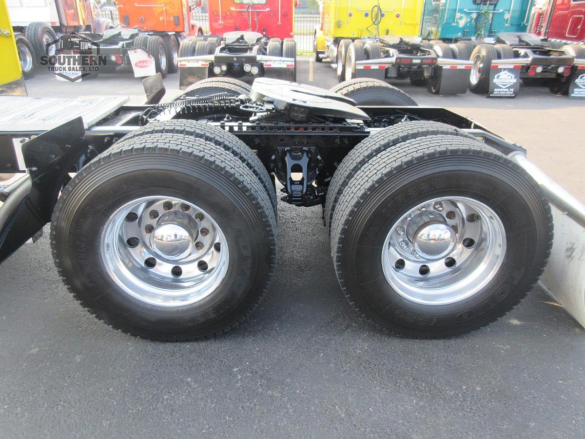 Used 2019 PETERBILT 389