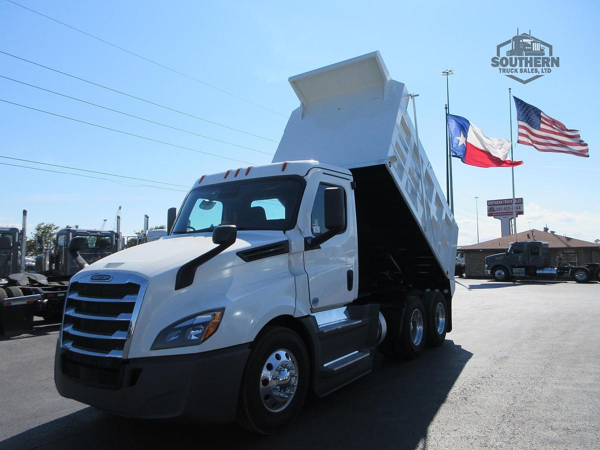 Used 2021 FREIGHTLINER CASCADIA 116