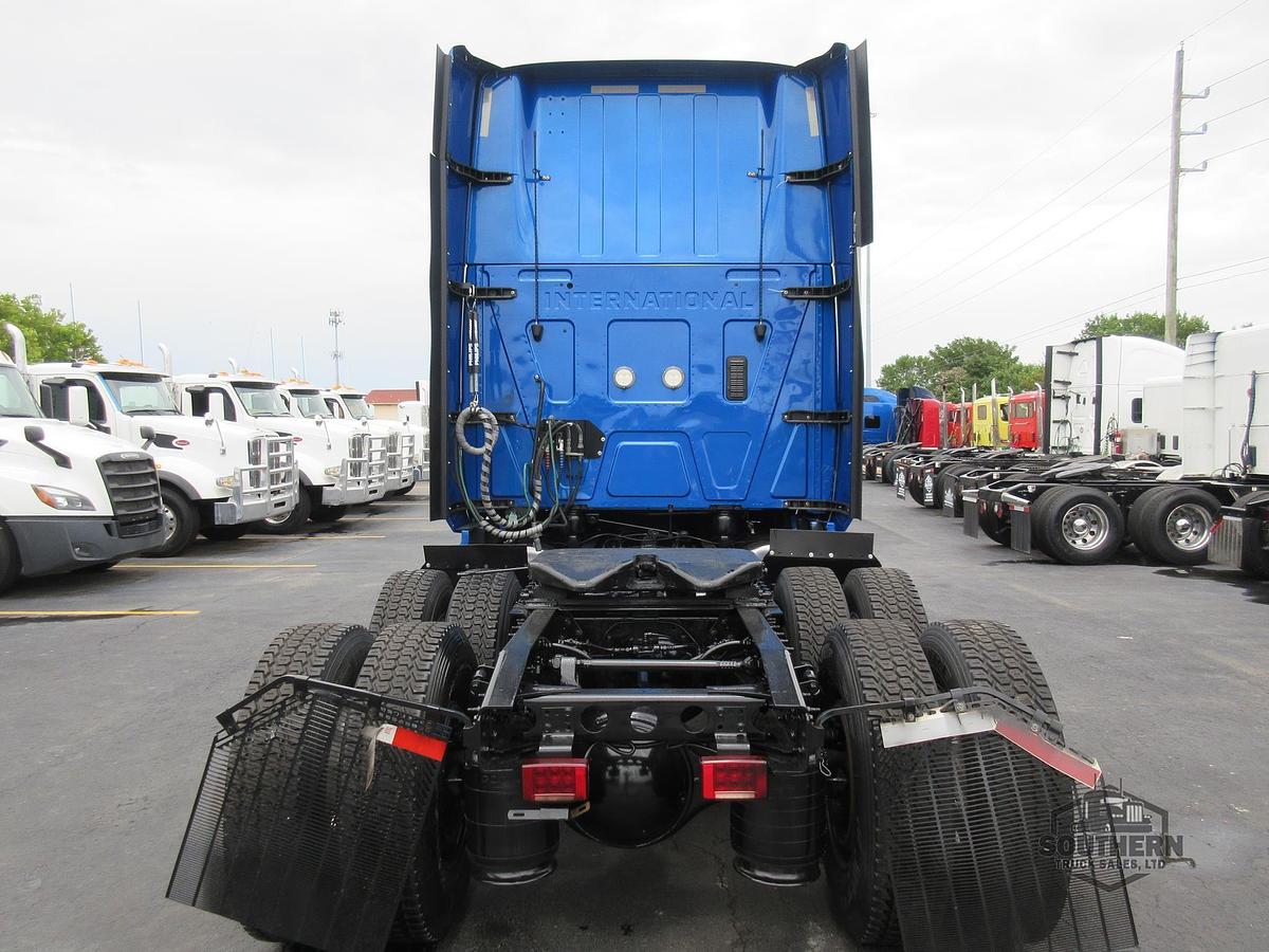 Used 2021 INTERNATIONAL LT
