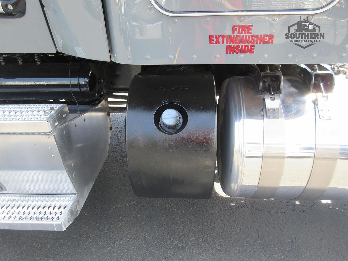 Used 2023 PETERBILT 567