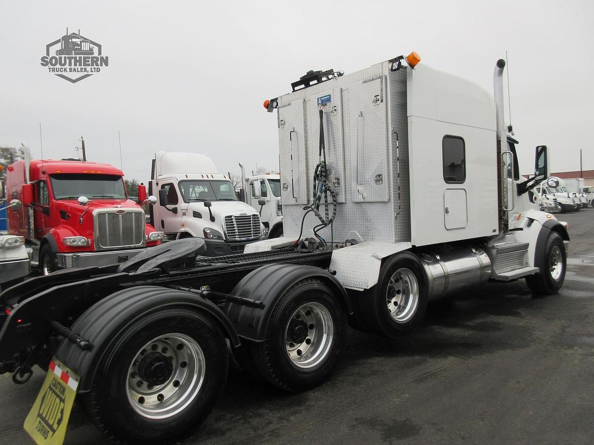 Used 2021 PETERBILT 567