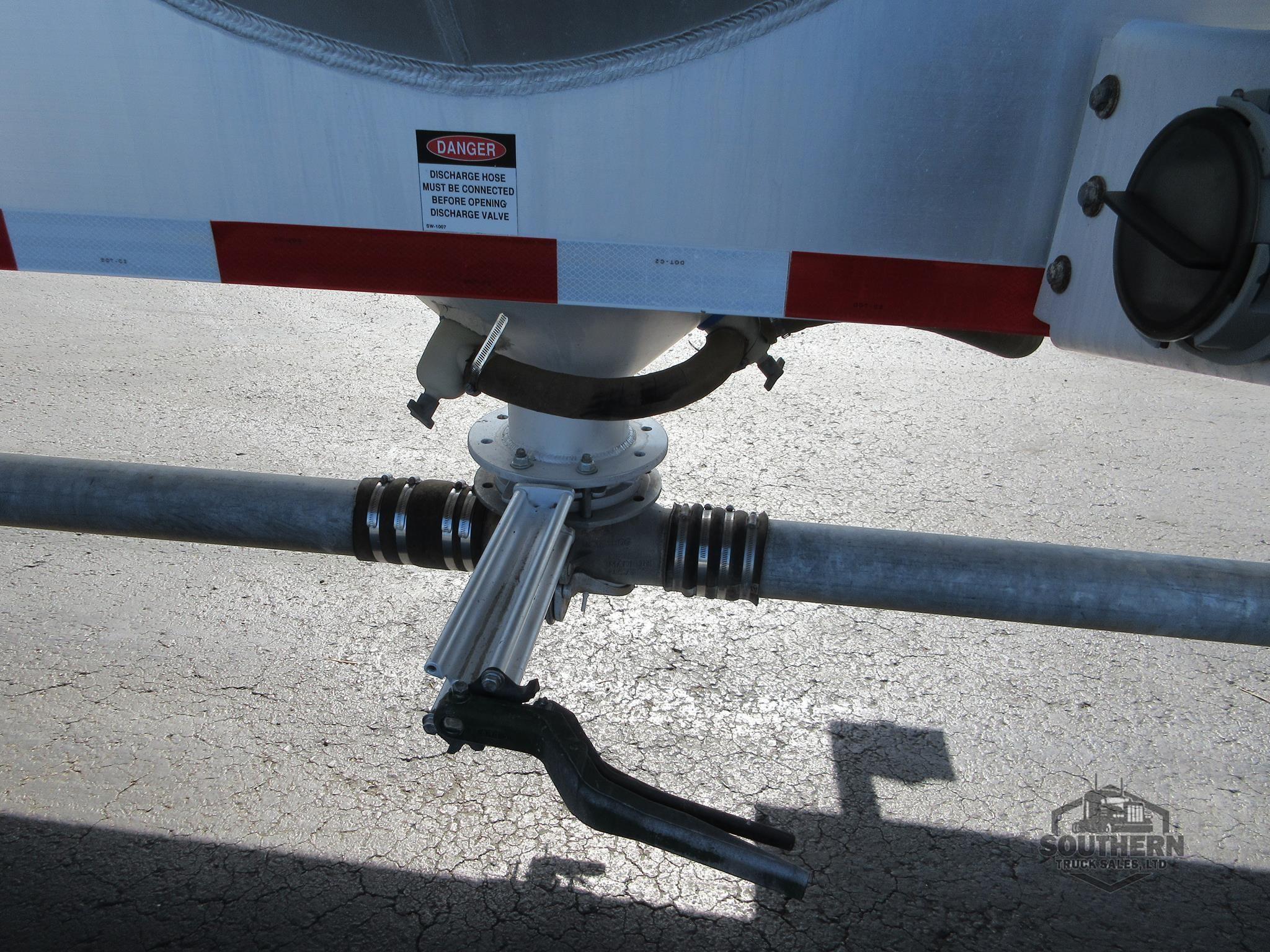 Used 2019 SOUTHERN WELDING Tandem Axle