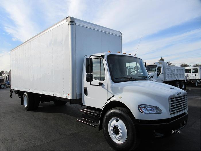 Used 2018 FREIGHTLINER BUSINESS CLASS M2 106