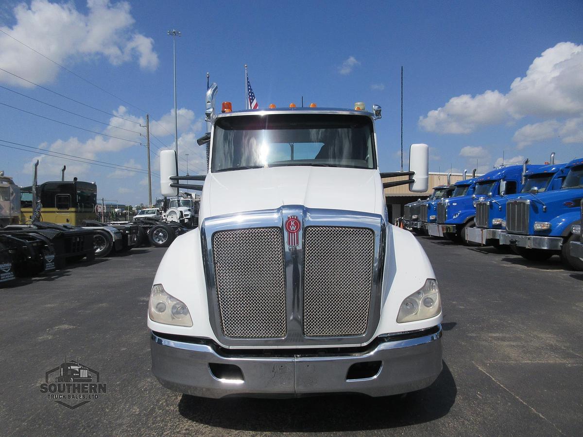 Used 2017 KENWORTH T680