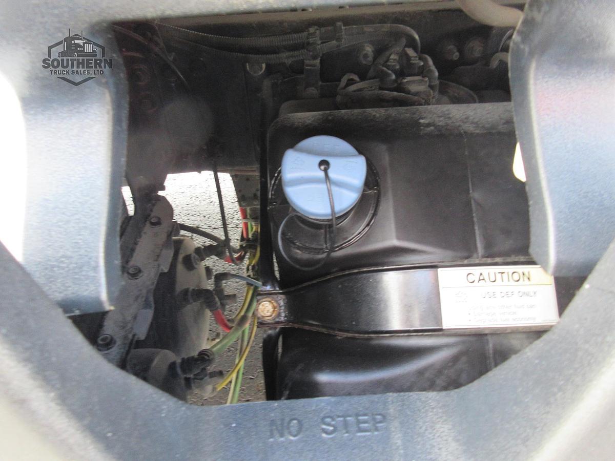 Used 2022 FREIGHTLINER CASCADIA 116