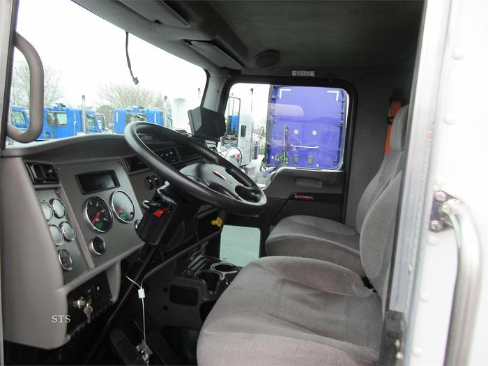 Used 2021 KENWORTH T270