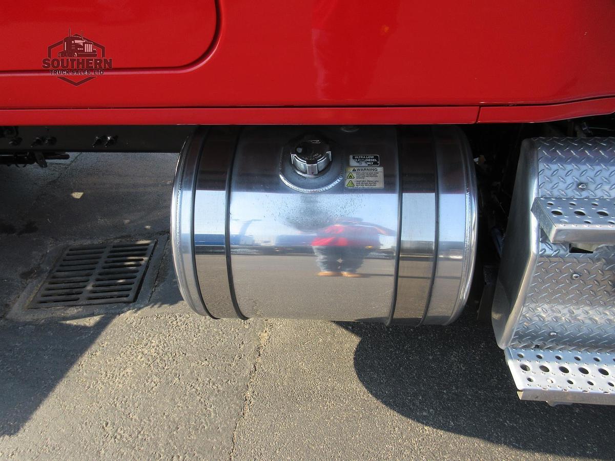 Used 2018 FREIGHTLINER CASCADIA 125