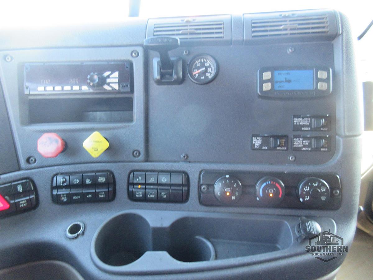 Used 2019 FREIGHTLINER CASCADIA 125