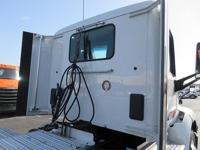 Used 2020 PETERBILT 579