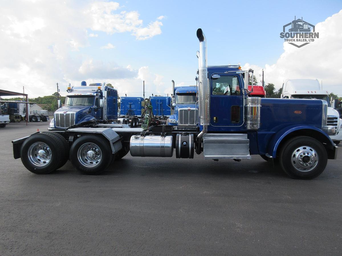 Used 2019 PETERBILT 389