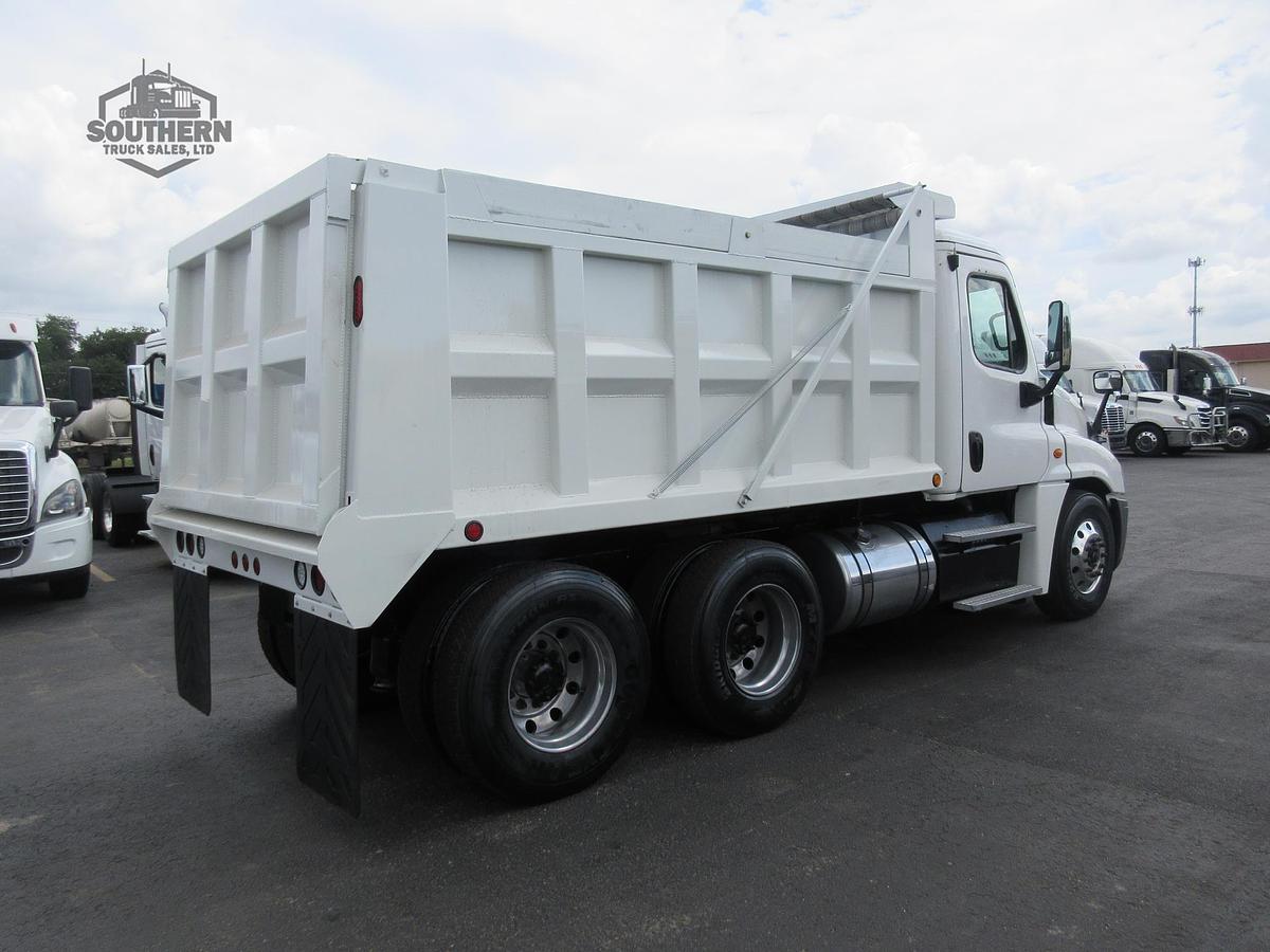 Used 2019 FREIGHTLINER CASCADIA 125