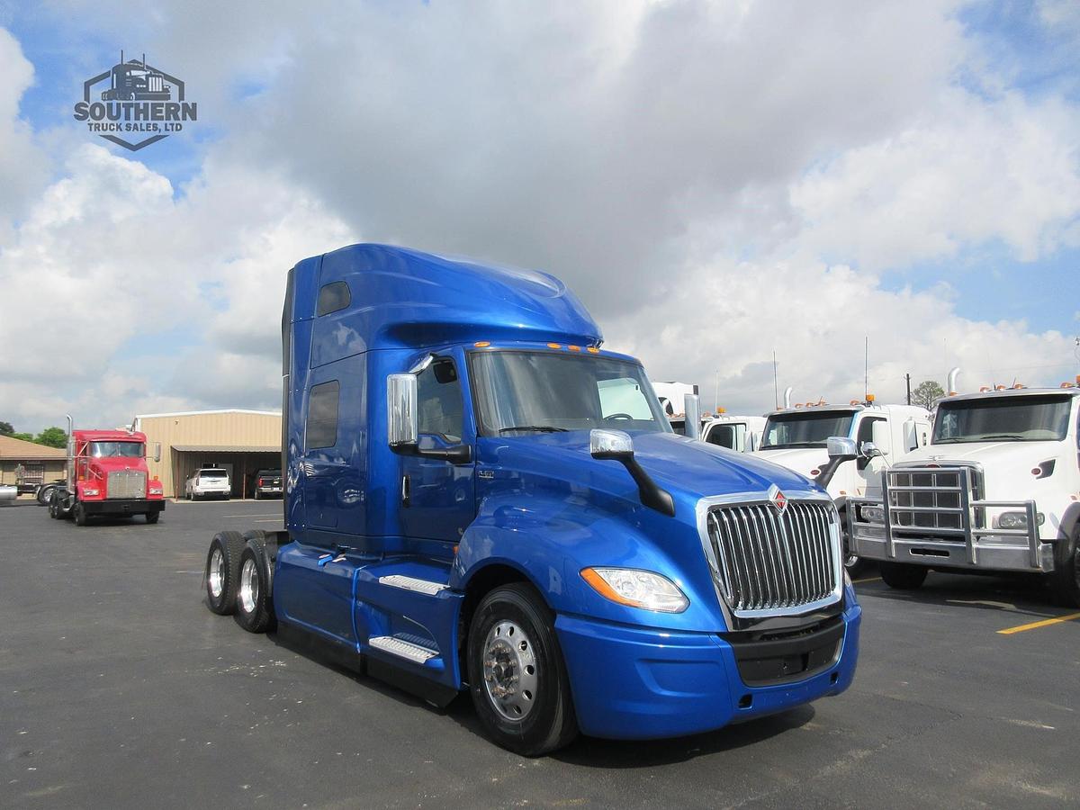 Used 2021 INTERNATIONAL LT