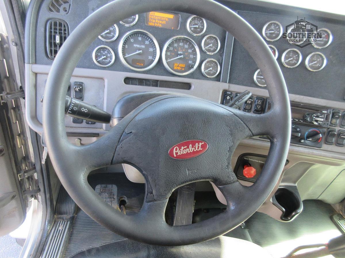 Used 2019 PETERBILT 389