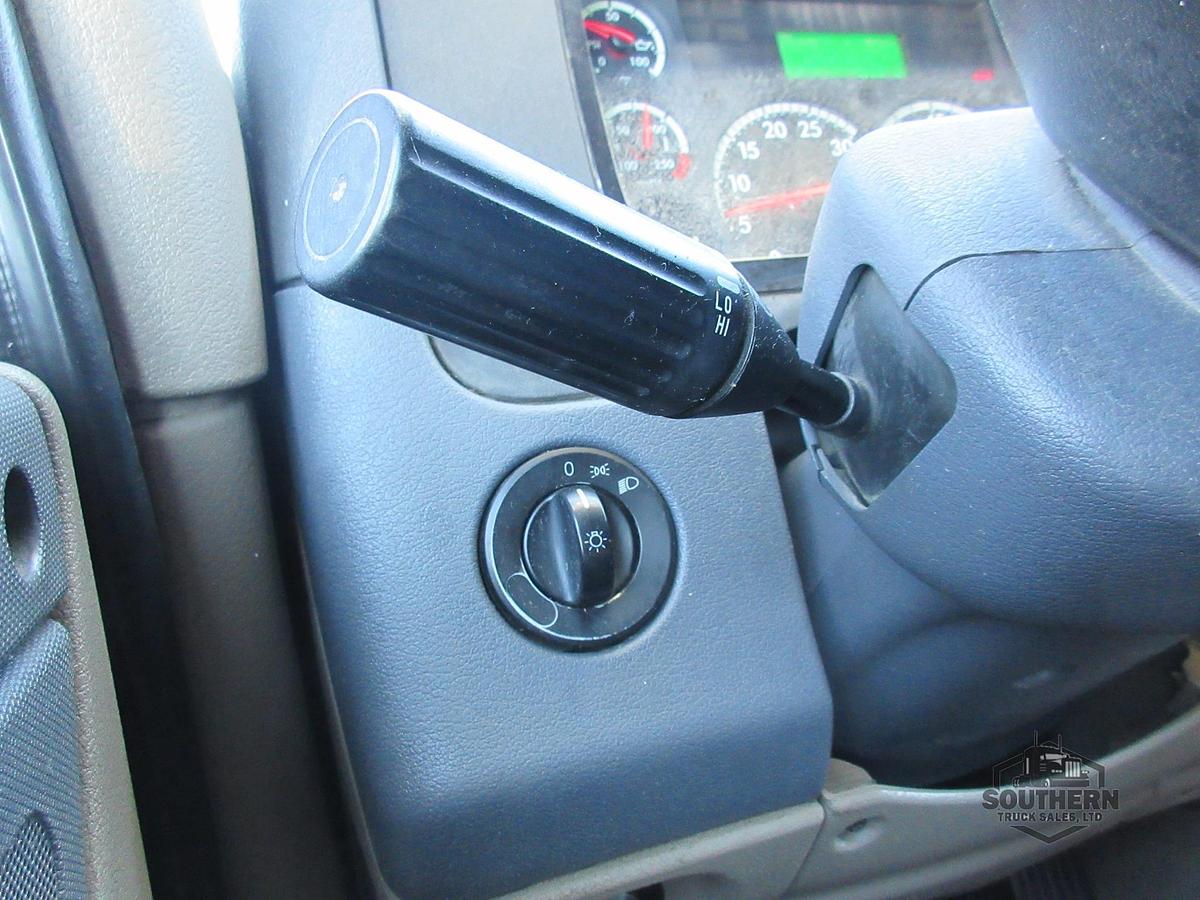 Used 2017 FREIGHTLINER CASCADIA 125