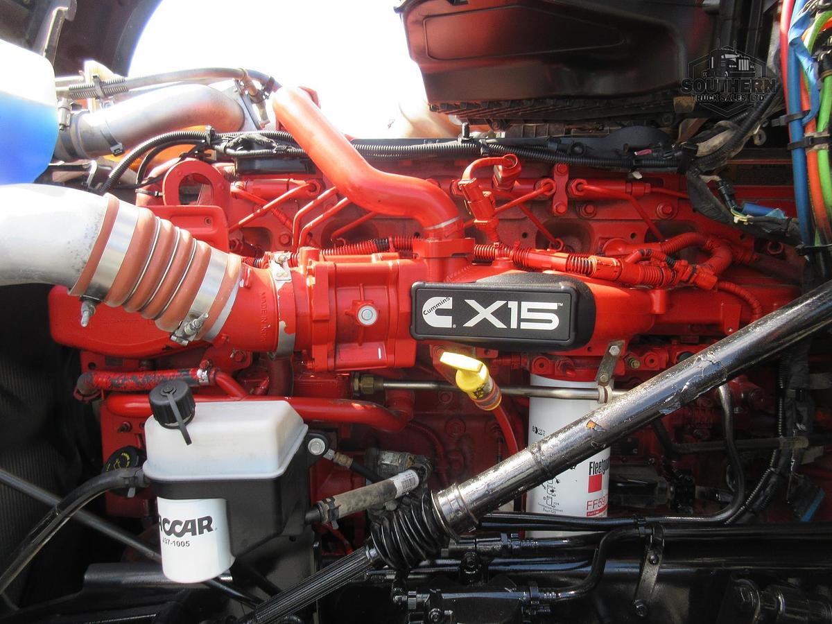 Used 2023 KENWORTH T880