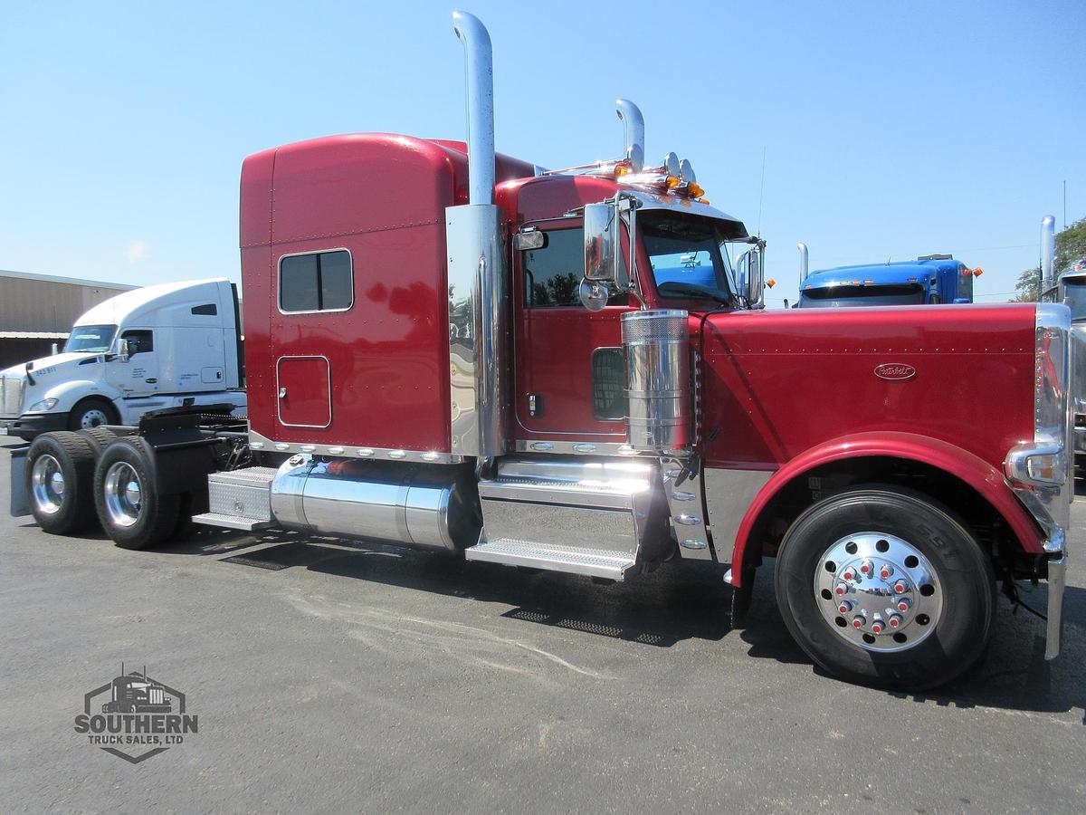 Used 2019 PETERBILT 389