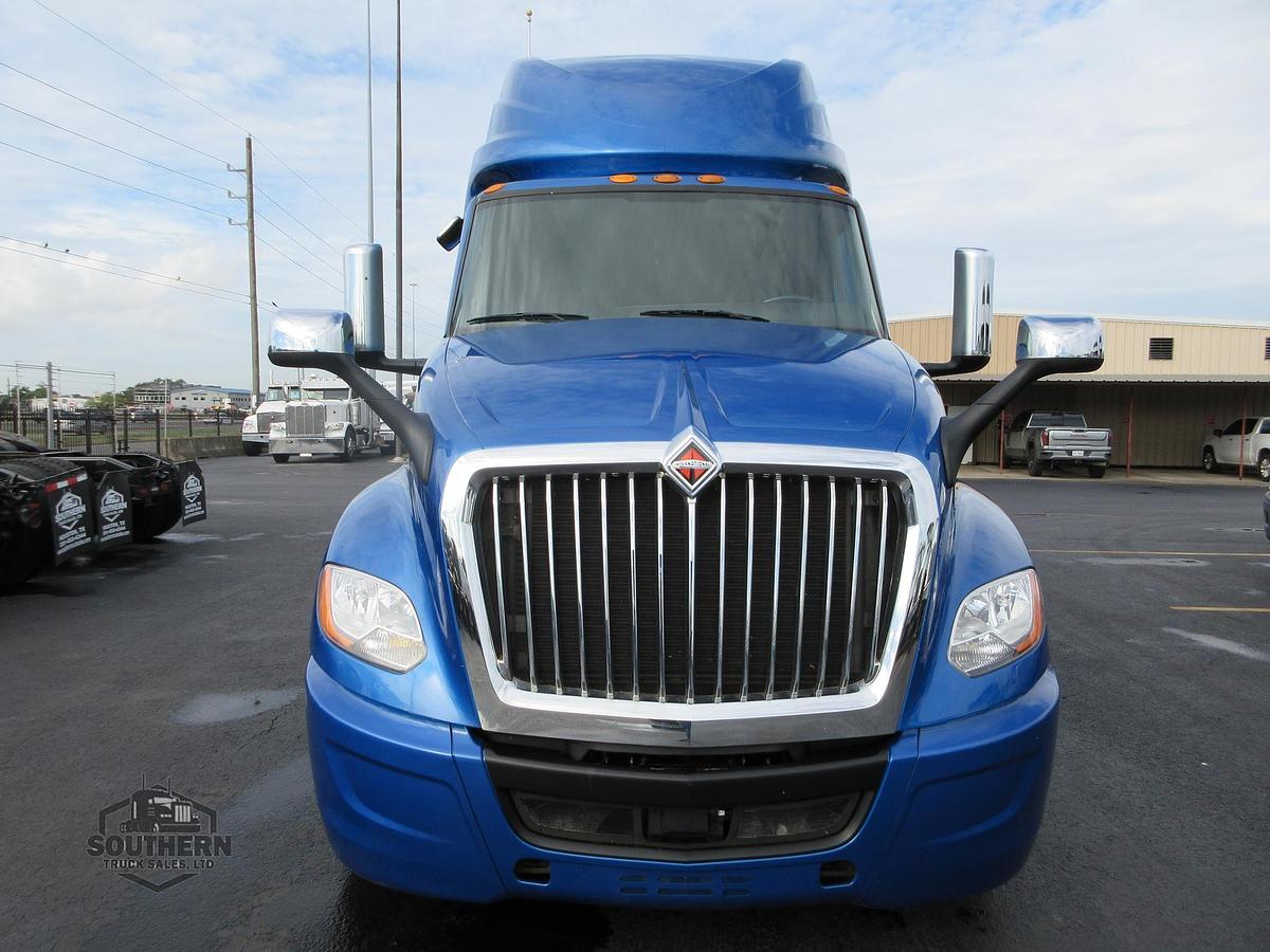 Used 2021 INTERNATIONAL LT