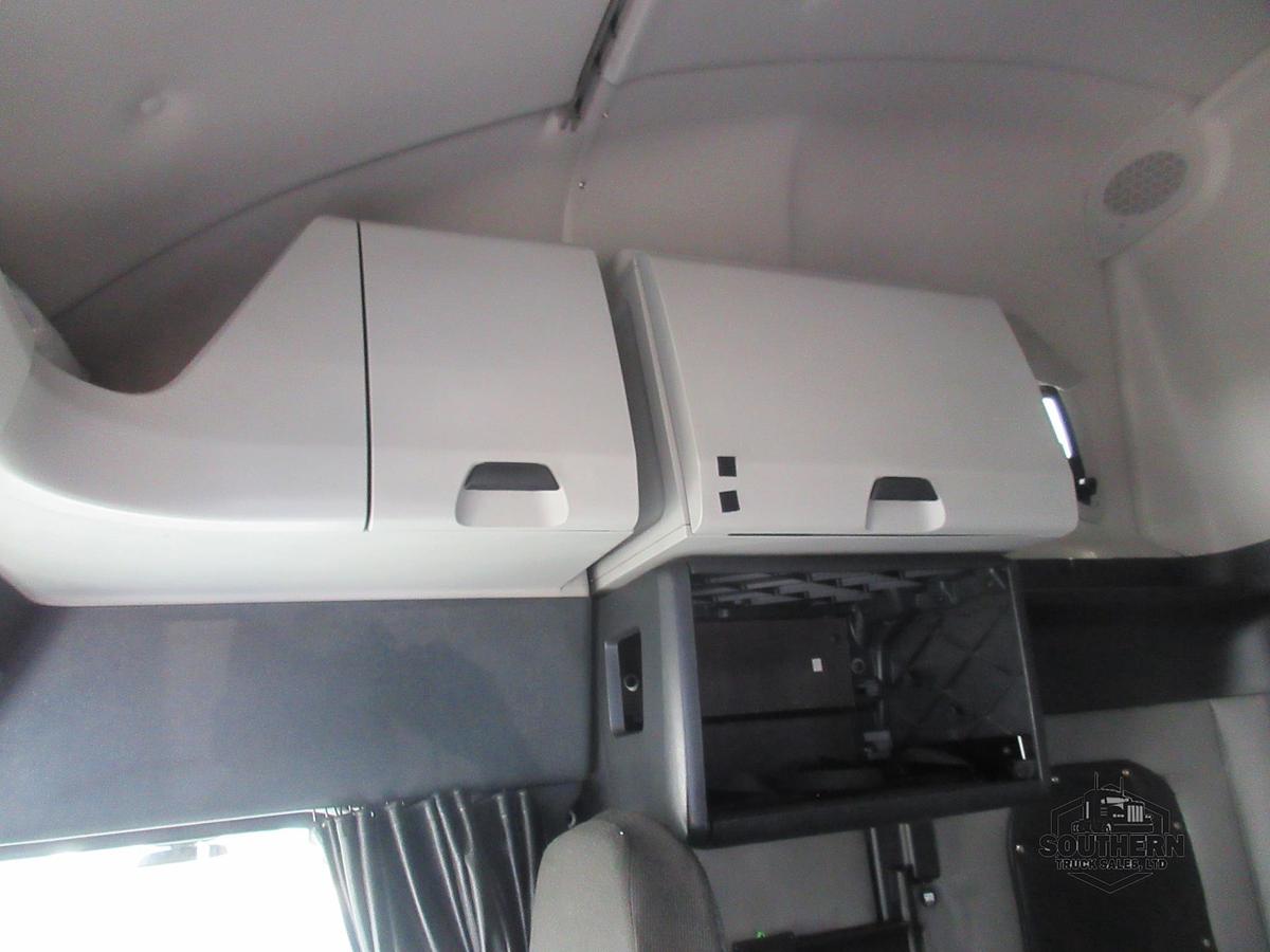 Used 2020 FREIGHTLINER CASCADIA 126