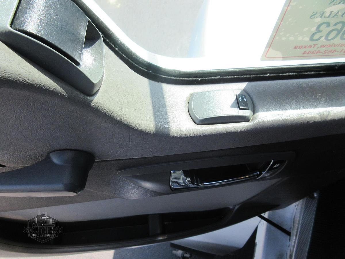 Used 2021 KENWORTH T270
