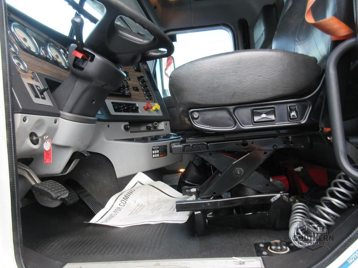 Used 2018 FREIGHTLINER CORONADO 122 SD