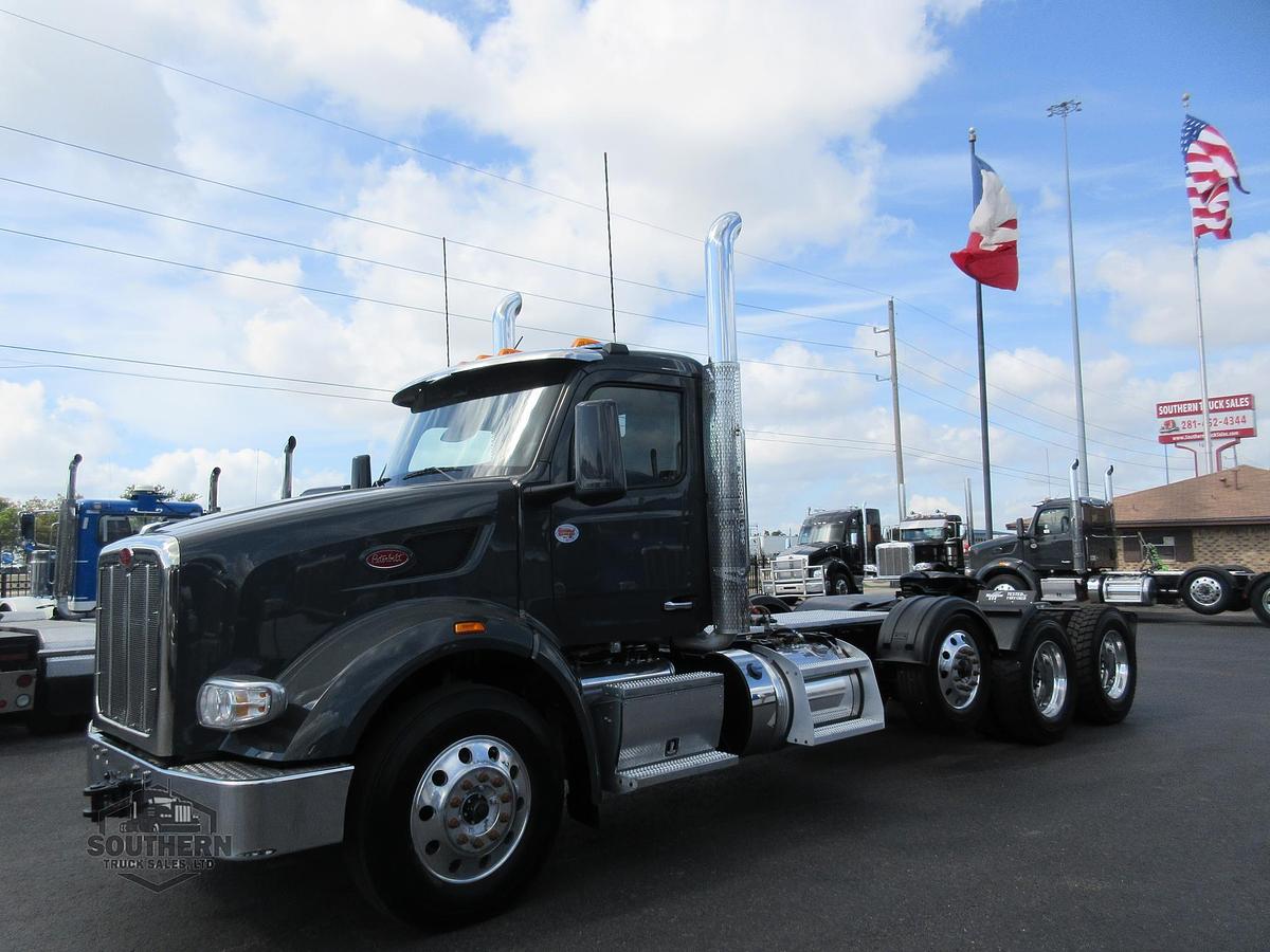 Used 2025 PETERBILT 567