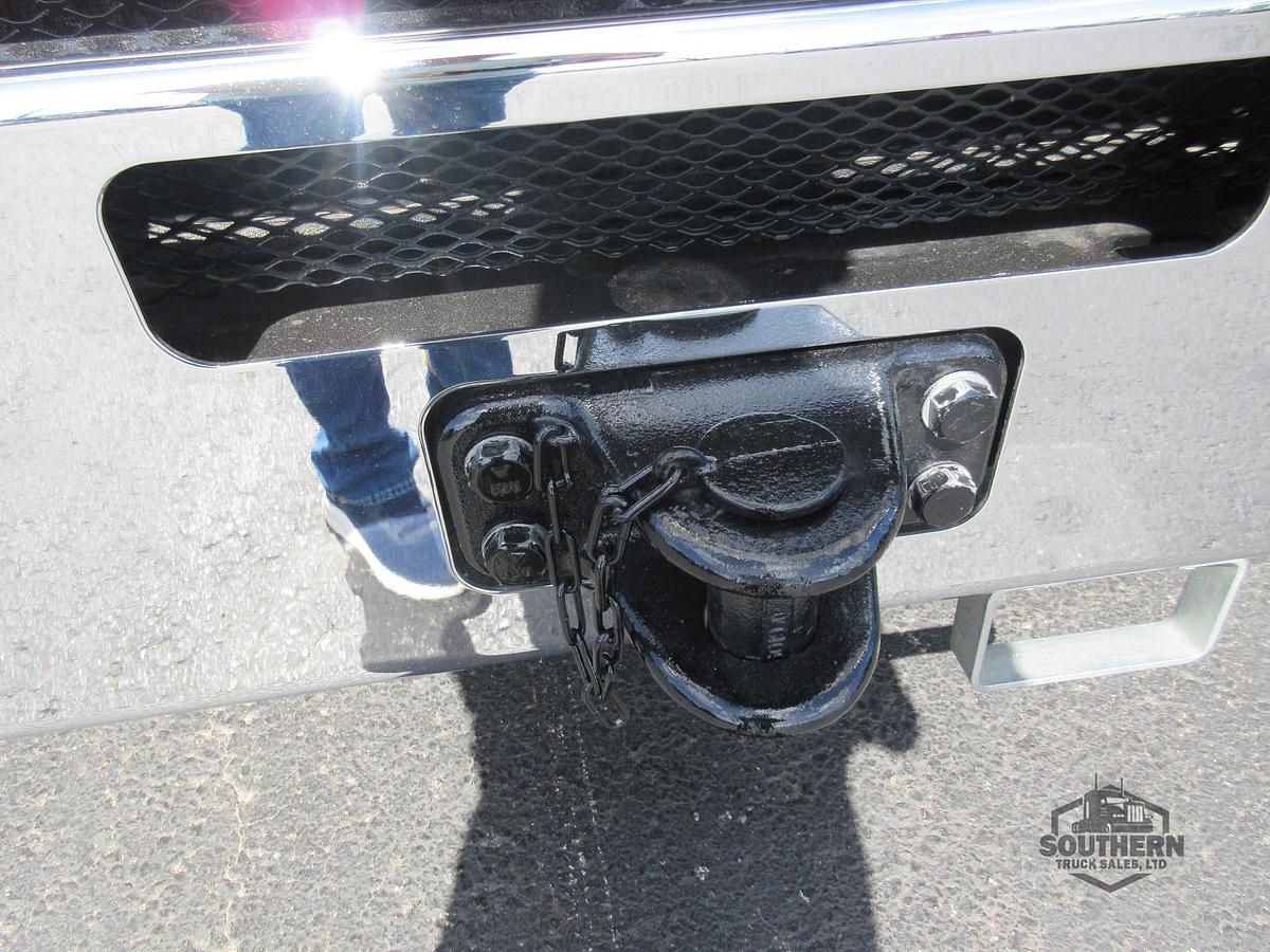 Used 2023 KENWORTH T880