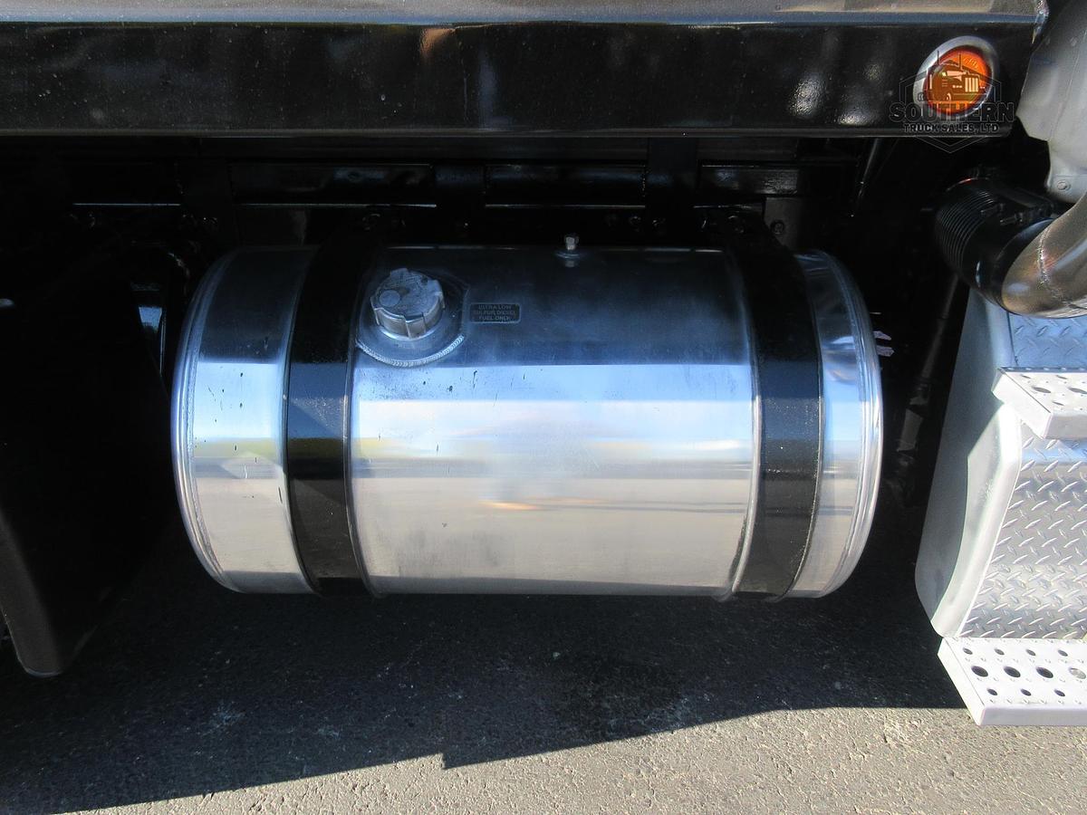 Used 2017 FREIGHTLINER CASCADIA 125