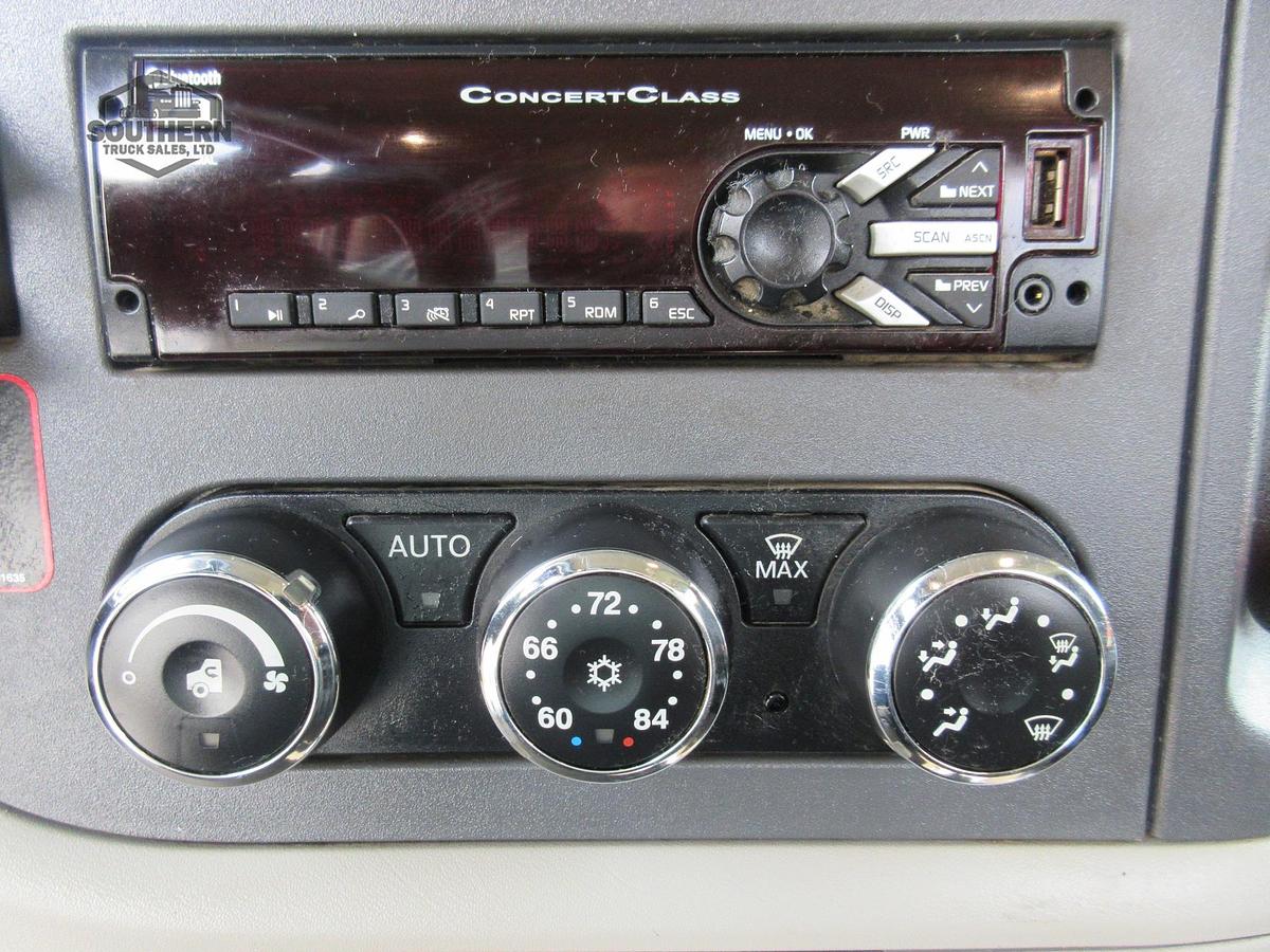 Used 2020 PETERBILT 567