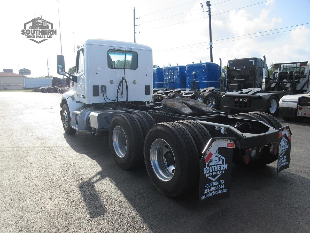 Used 2021 PETERBILT 579