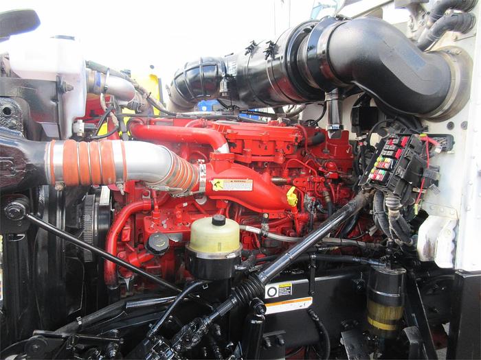 Used 2014 PETERBILT 365