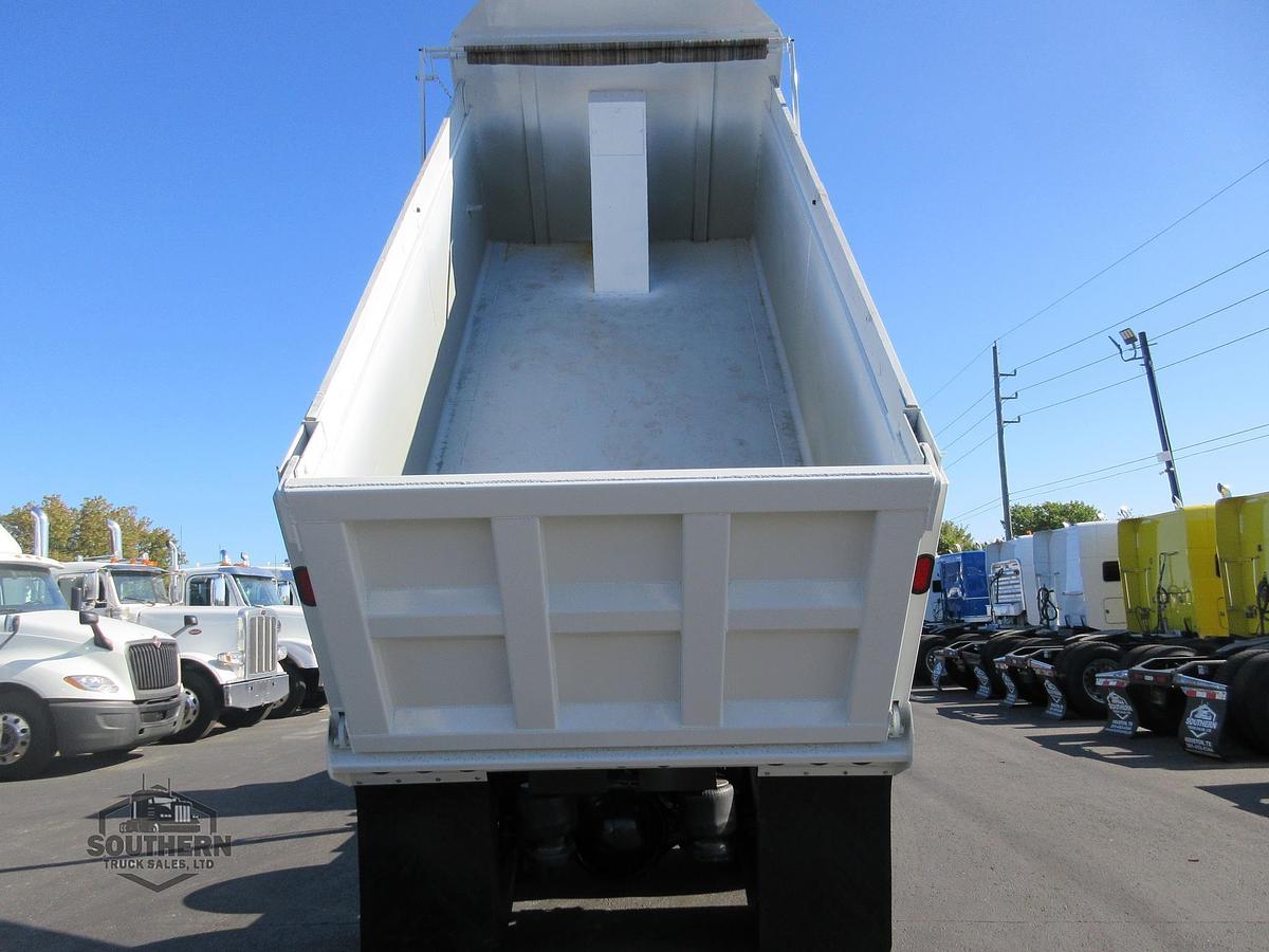 Used 2019 PETERBILT 389