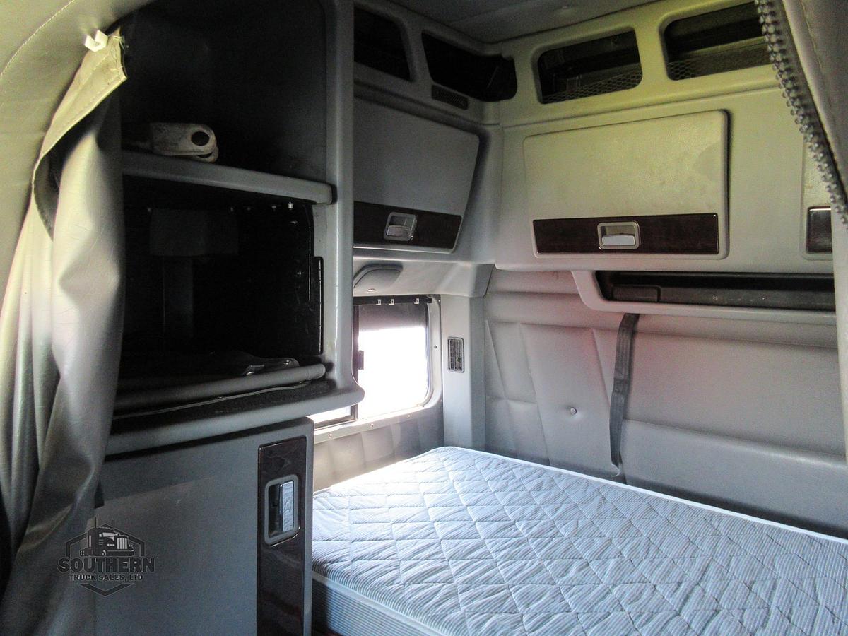 Used 2019 PETERBILT 389