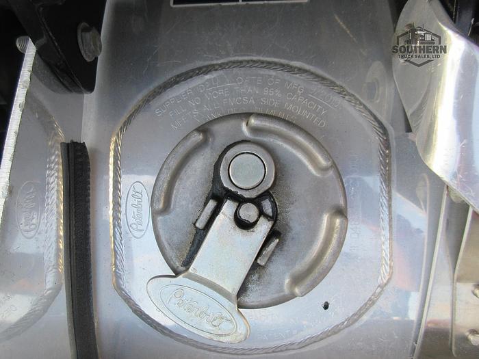 Used 2020 PETERBILT 389